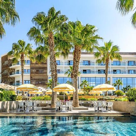 Hyatt Place Taghazout Bay מראה חיצוני תמונה The hotel's pool area