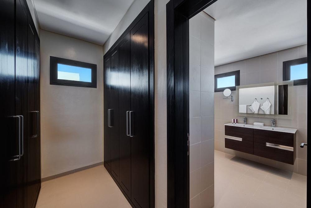 Hyatt Place Taghazout Bay מראה חיצוני תמונה Sliding doors