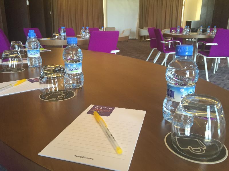Hyatt Place Taghazout Bay מראה חיצוני תמונה Meeting room at the hotel